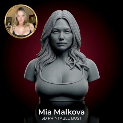 Adult Star Mia Malkova Bust