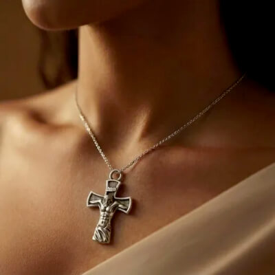 Jesus Christ “Classic Crucifix Relief Pendant