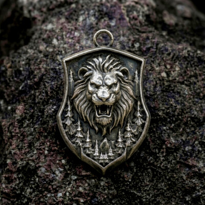 Lion "Shield Crest Pendant"